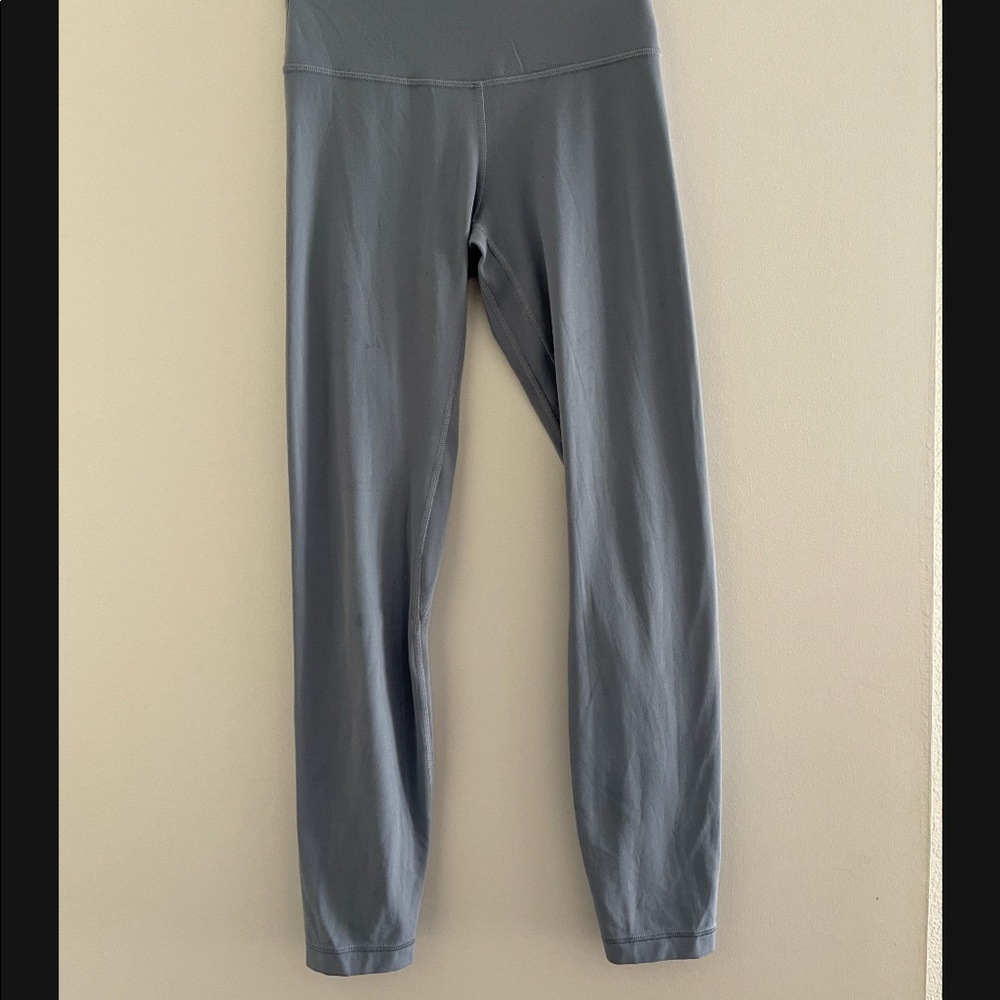 Lululemon Align pants 25 inch in color chambray. Size 4. Great condition